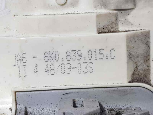 VAG 8K0839015C Cerradura de puerta trasera izquierda  en stock Terrassa