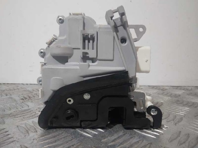 8K0839015C Cerradura de puerta trasera izquierda comprar Sevilla