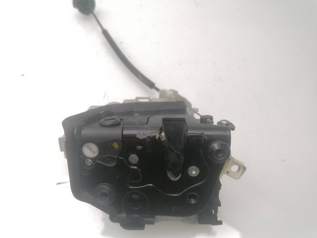 8K0839015F VAG Cerradura de puerta trasera izquierda  disponible Alicante