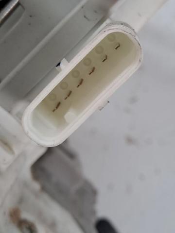 VAG 8K0839015F Cerradura de puerta trasera izquierda  en stock Valencia