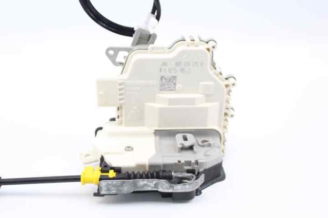 8K0839015G VAG Cerradura de puerta trasera izquierda  comprar en Oviedo