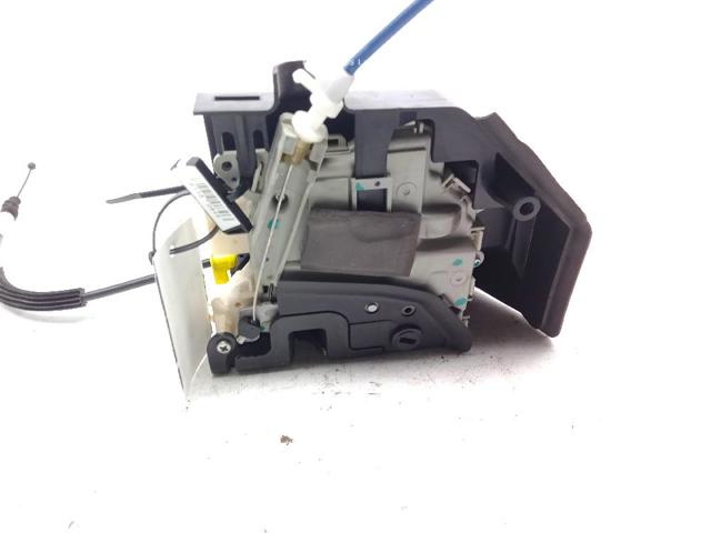 8K0839016G VAG Cerradura de la puerta trasera derecha comprar Madrid
