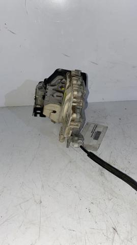 VAG 8K0839016G Cerradura de la puerta trasera derecha  en stock Salamanca
