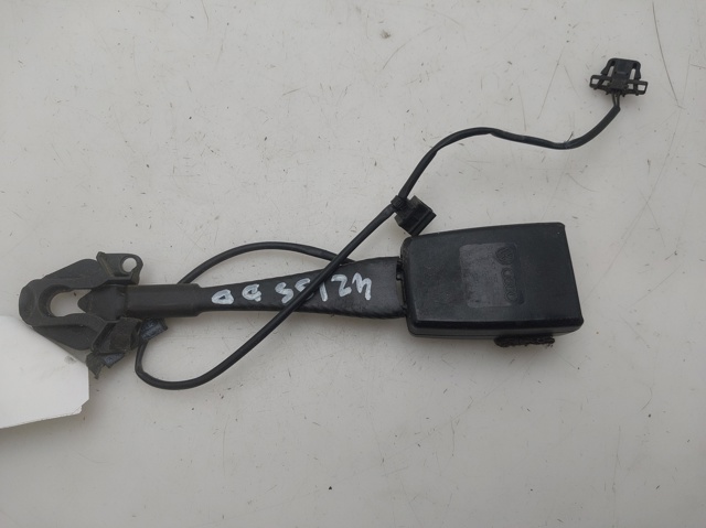 8K0857755F VAG Palanca de bloqueo del cinturón de seguridad delantero comprar Bilbao