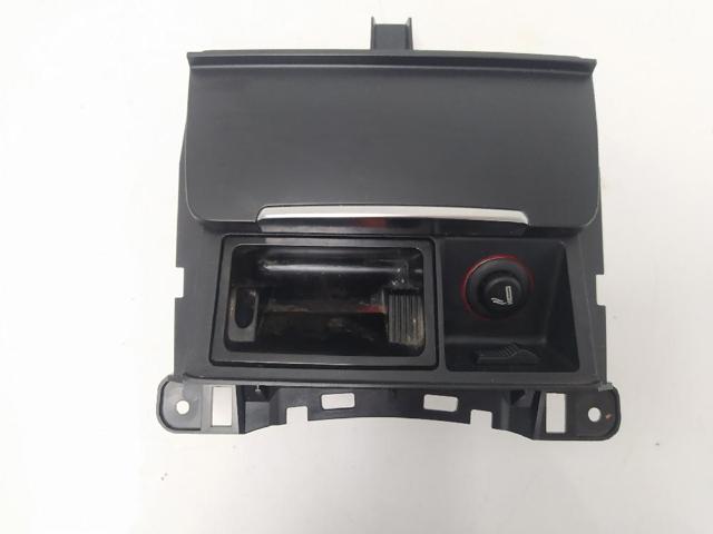 VAG 8K0857951 Cenicero de la consola central  comprar en Albacete