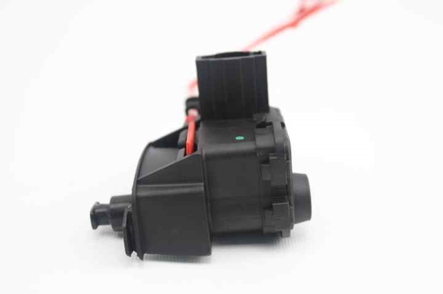 8K0862153H Cerradura de la tapa del depósito de combustible  comprar en Zaragoza