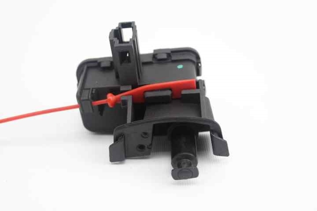 8K0862153H VAG Cerradura de la tapa del depósito de combustible comprar Bilbao