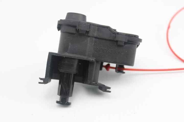 8K0862153H VAG Cerradura de la tapa del depósito de combustible  comprar en Jaén