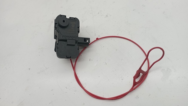 8K0862153H VAG Cerradura de la tapa del depósito de combustible  en stock Gandía