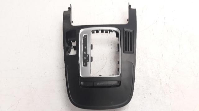 8K0864261 VAG Embellecedor de la consola central comprar Madrid