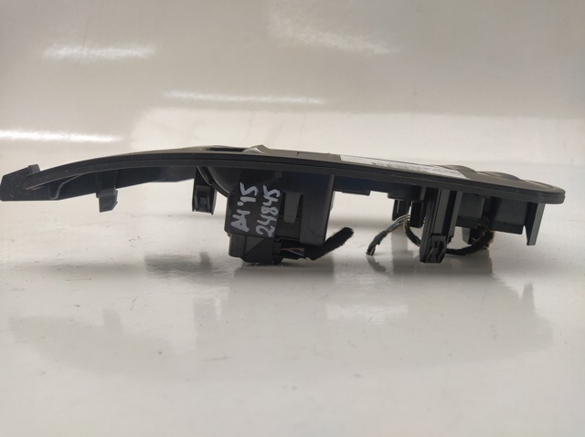 8K0864261 VAG Embellecedor de la consola central comprar Bilbao