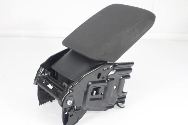 VAG 8K0864283 Soporte de reposabrazos  comprar en Albacete