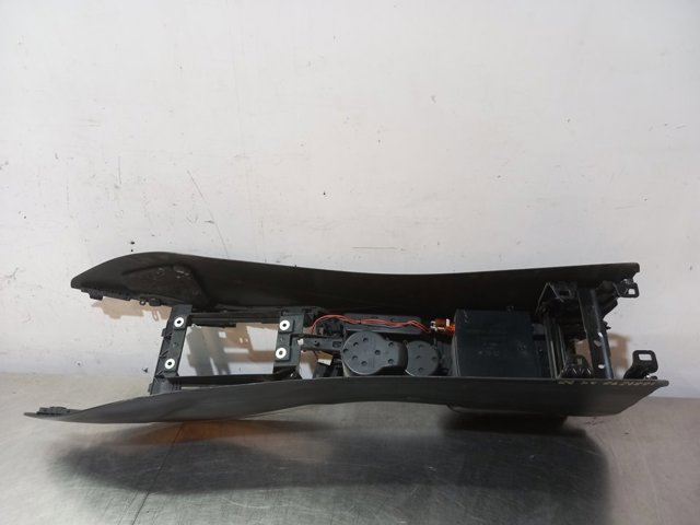 8K0864981D VAG Caja portaobjetos de la consola central (apoyabrazos)  comprar en Oviedo