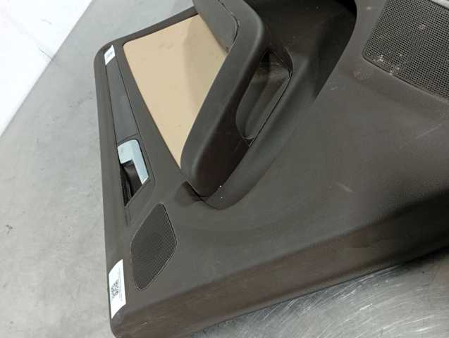 8K0867306 Guarnecido interior de puerta trasera derecha  comprar en Reus