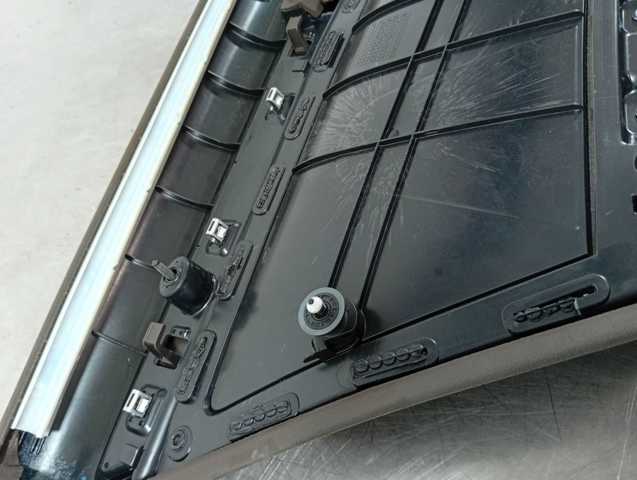 8K0867306 Guarnecido interior de puerta trasera derecha  comprar en Pontevedra