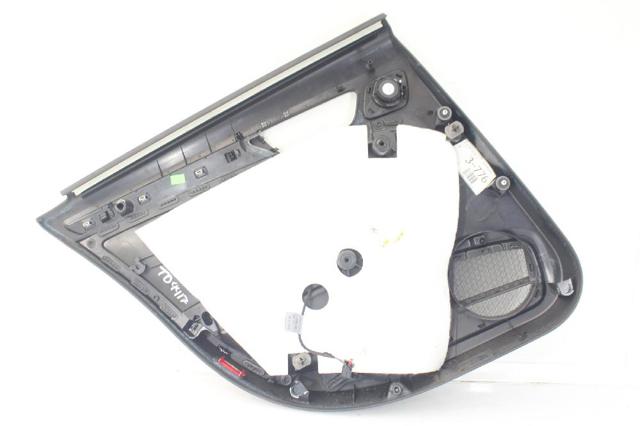 8K0867306 Guarnecido interior de puerta trasera derecha comprar Girona
