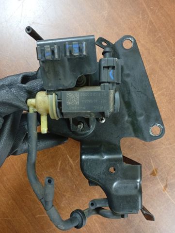 8K0906627 Válvula solenoide de control de presión de sobrealimentación comprar Almería
