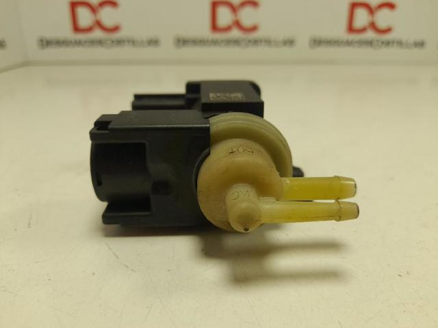 8K0906627 VAG Válvula solenoide de control de presión de sobrealimentación  en stock Córdoba