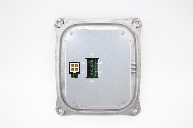 8K0907472 Módulo de control de luces de faros (ECU)  en stock Granada