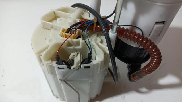 8K0919051M VAG Módulo de bomba de combustible con sensor de nivel de combustible  disponible Alicante