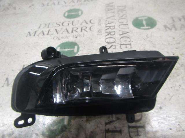VAG 8K0941699B Faro antiniebla izquierdo  disponible Valladolid