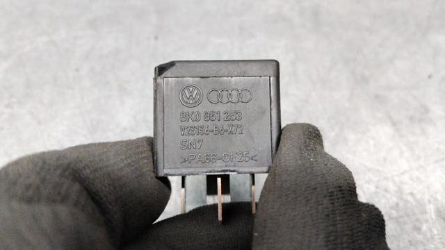 8K0951253 Relé del ventilador  comprar en Pontevedra