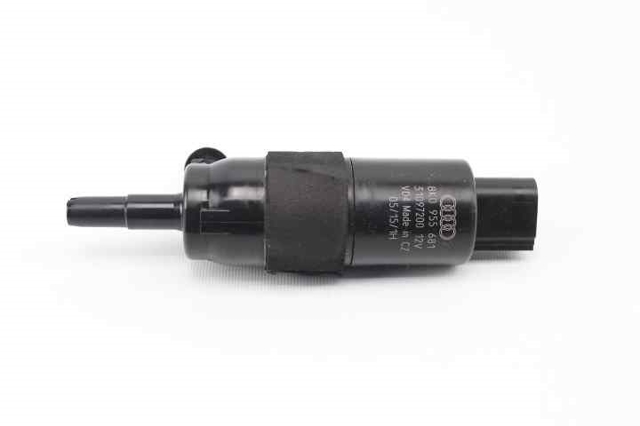 VAG 8K0955681 Bomba-motor de lavafaros  disponible Valladolid