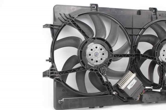 8K0959455T Ventilador eléctrico de refrigeración completo izquierdo (motor y hélice)  en stock Granada