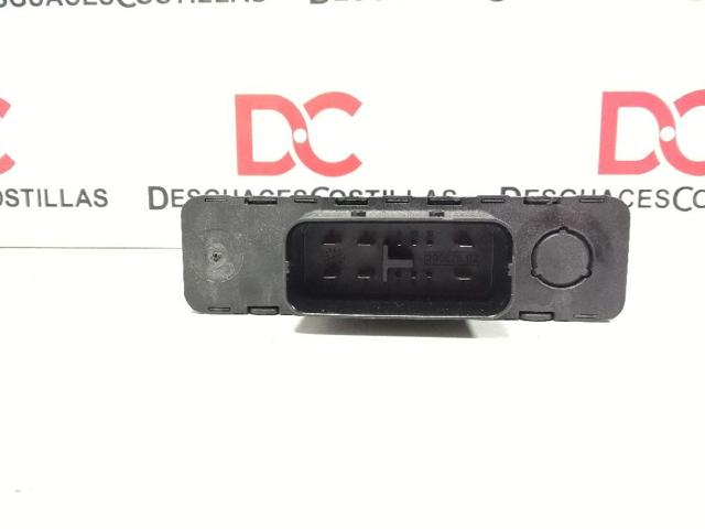 VAG 8K0959663 Estabilizador de voltaje  disponible Valladolid