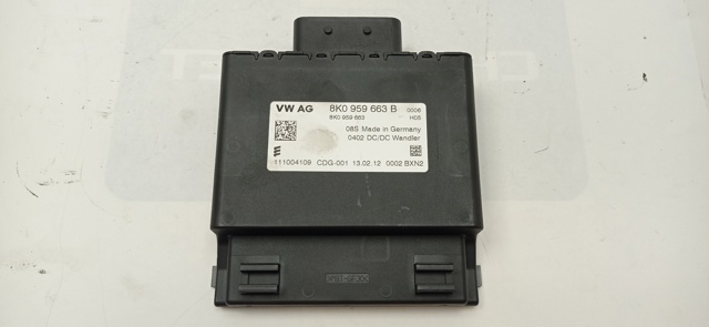 VAG 8K0959663B Estabilizador de voltaje  disponible España