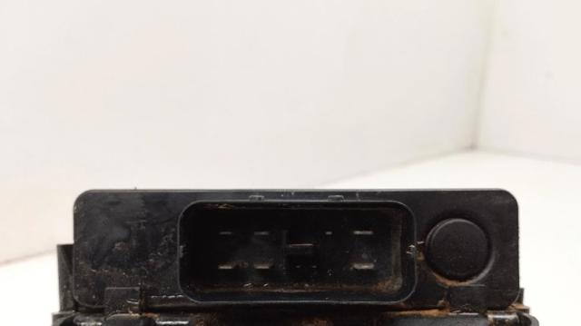 8K0959663D Estabilizador de voltaje  disponible Málaga