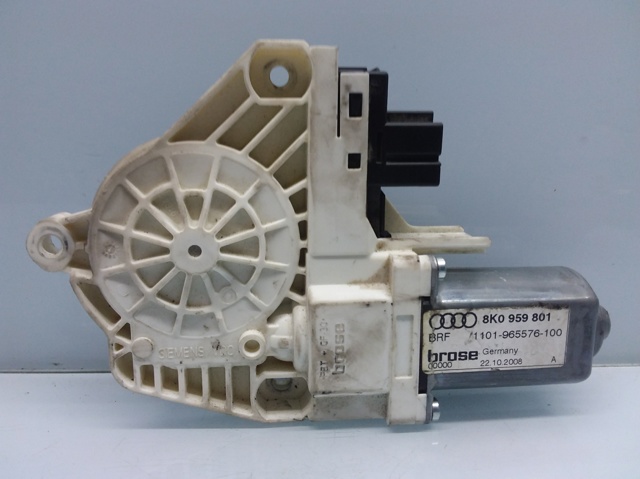VAG 8K0959801 Motor del elevalunas de la puerta delantera izquierda  comprar en Albacete