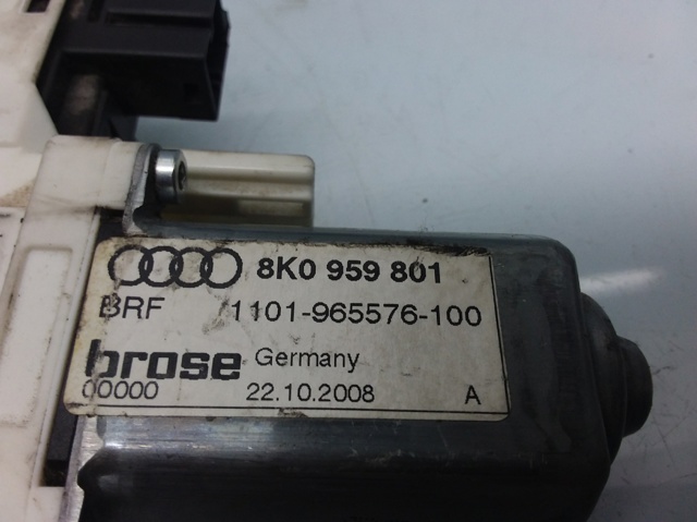 VAG 8K0959801 Motor del elevalunas eléctrico  en stock Valencia