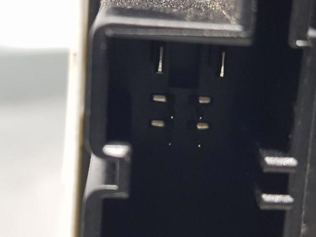 VAG 8K0959801 Motor del elevalunas de la puerta delantera izquierda  comprar en Albacete