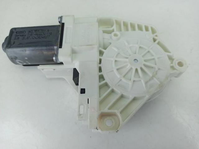 8K0959801A VAG Motor del elevalunas de la puerta delantera izquierda  disponible Vigo