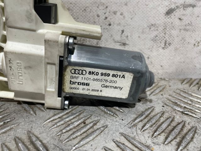8K0959801A Motor del elevalunas eléctrico comprar Almería