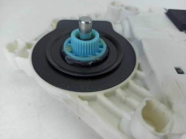 8K0959801A VAG Motor del elevalunas eléctrico  en stock Huelva