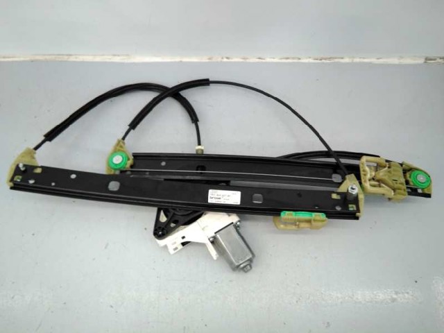 8K0959801B VAG Motor del elevalunas de la puerta delantera izquierda  disponible Ourense