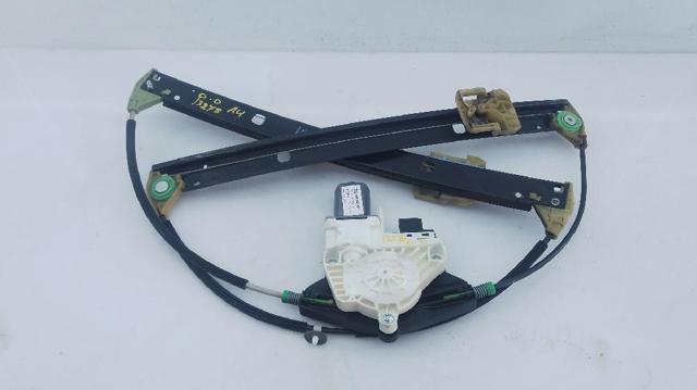 8K0959802 Motor del elevalunas de la puerta delantera derecha  en stock Castellón