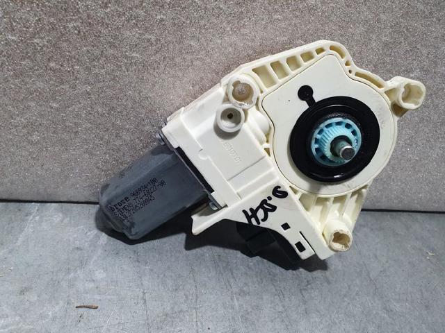 VAG 8K0959802 Motor del elevalunas de la puerta delantera derecha  disponible Lugo