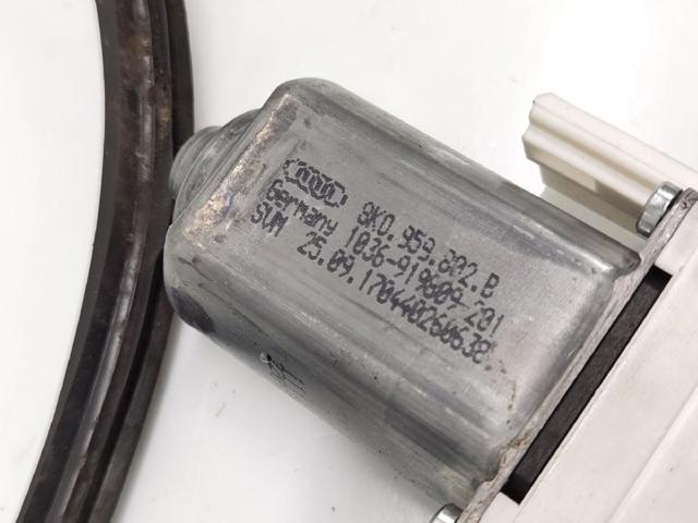 VAG 8K0959802 Motor del elevalunas de la puerta delantera derecha  en stock Salamanca