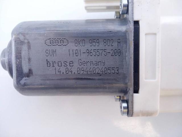8K0959802A VAG Motor del elevalunas de la puerta delantera derecha  en stock Huelva