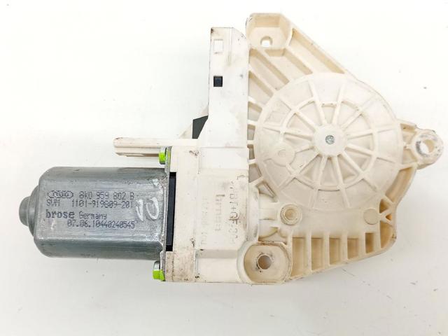 8K0959802B Motor del elevalunas de la puerta delantera derecha  en stock Sabadell