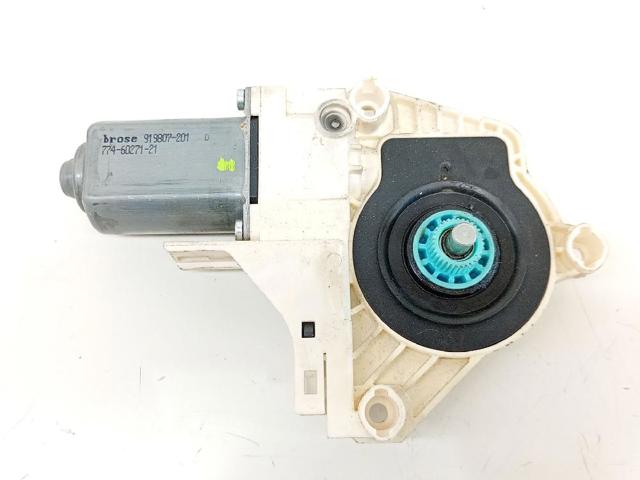 8K0959802B Motor del elevalunas de la puerta delantera derecha comprar Almería