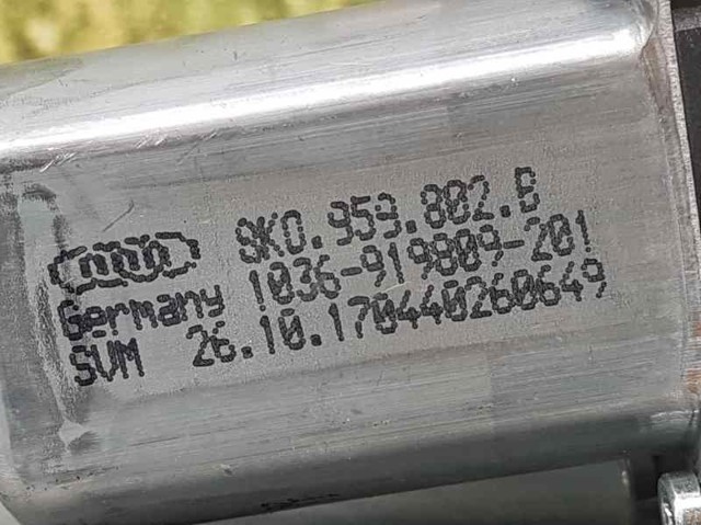8K0959802B VAG Motor del elevalunas de la puerta delantera derecha comprar Alcalá