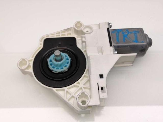 8K0959811A VAG Motor del elevalunas de la puerta trasera izquierda  en stock Gandía
