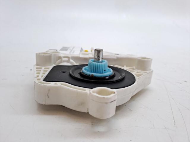 8K0959811A Motor del elevalunas de la puerta trasera izquierda  comprar en Reus