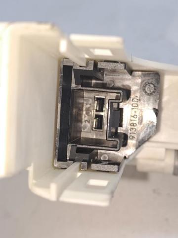 VAG 8K0959811A Motor del elevalunas de la puerta trasera izquierda  disponible España