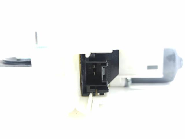 VAG 8K0959811A Motor del elevalunas de la puerta trasera izquierda comprar Tarragona
