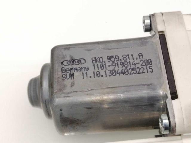 VAG 8K0959811A Motor del elevalunas de la puerta trasera izquierda  comprar en Murcia